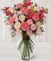 FTD Love in Bloom Bouquet - PREMIUM FTD Love in Bloom Bouquet - PREMIUM
