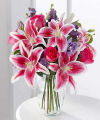 FTD Bright and Beautiful Bouquet - DELUXE FTD Bright and Beautiful Bouquet - DELUXE